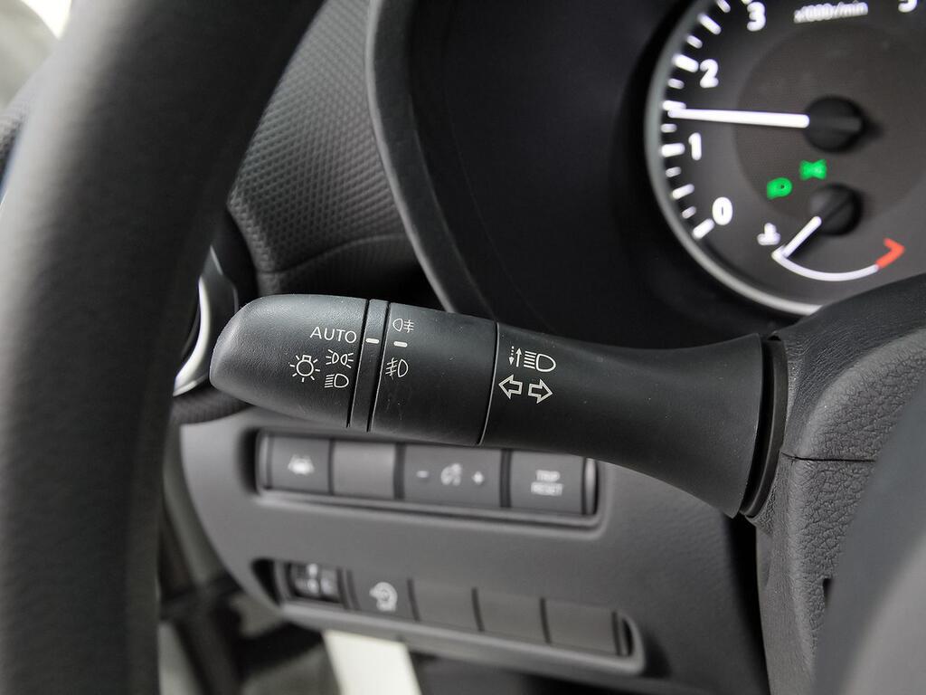 Nissan Juke DIG-T 84 kW (114 CV) 6M/T Acenta 14