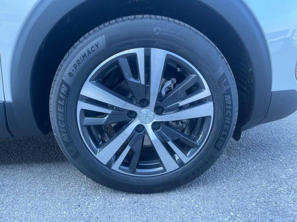 Peugeot 3008 1.2 PureTech 96KW S&S Allure Pack 15