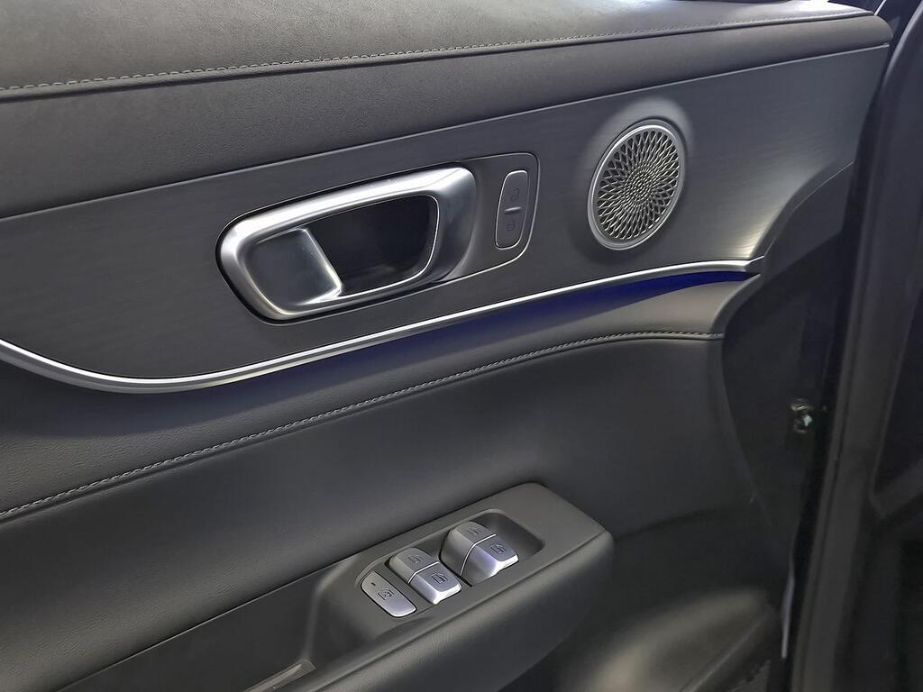 Ebro S800 1.5 TGDI PHEV Premium E-CVT 14