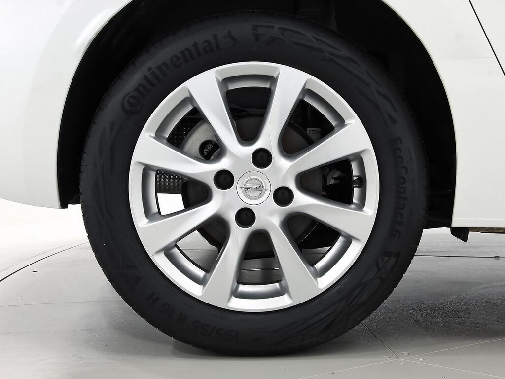 Opel Corsa 1.5D DT 74kW (100CV) Edition 11