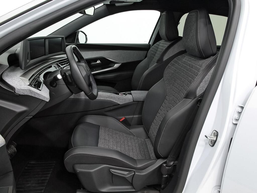 Peugeot 3008 Hybrid 1.2 100KW Allure eDCS6 8