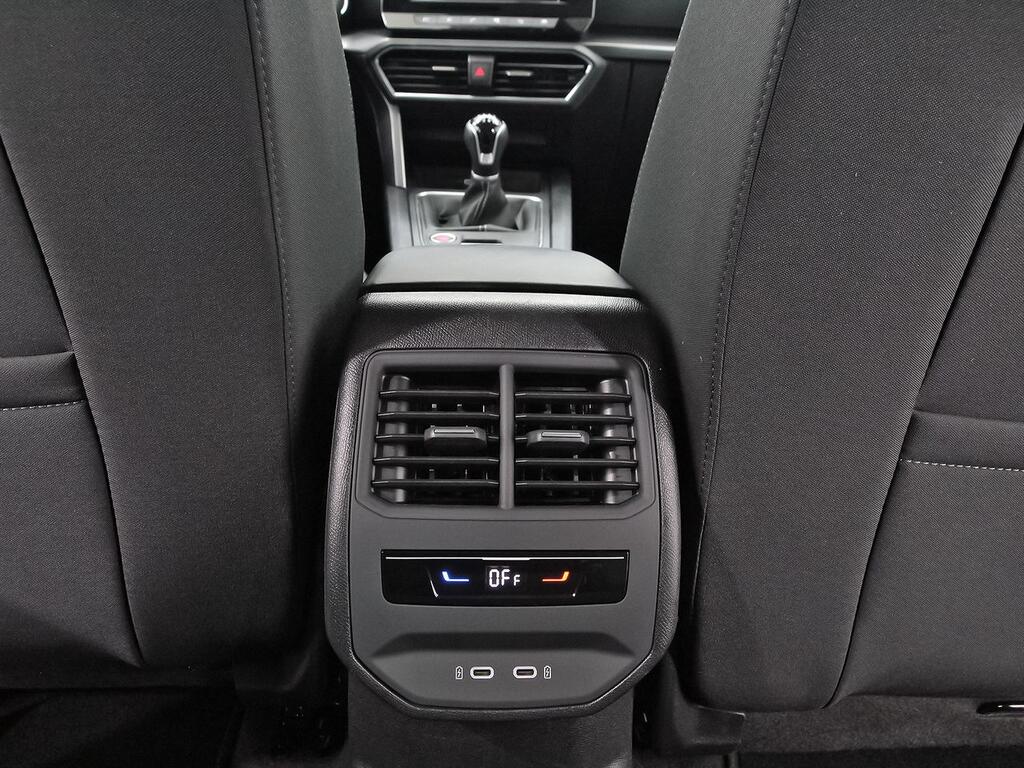 Seat Leon 1.5 TSI 85kW S&S Style 25 Aniversario 19