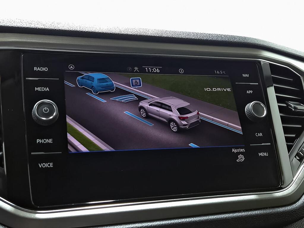 Volkswagen T-Roc Advance R-Line 1.0 TSI 81kW (110CV) 23