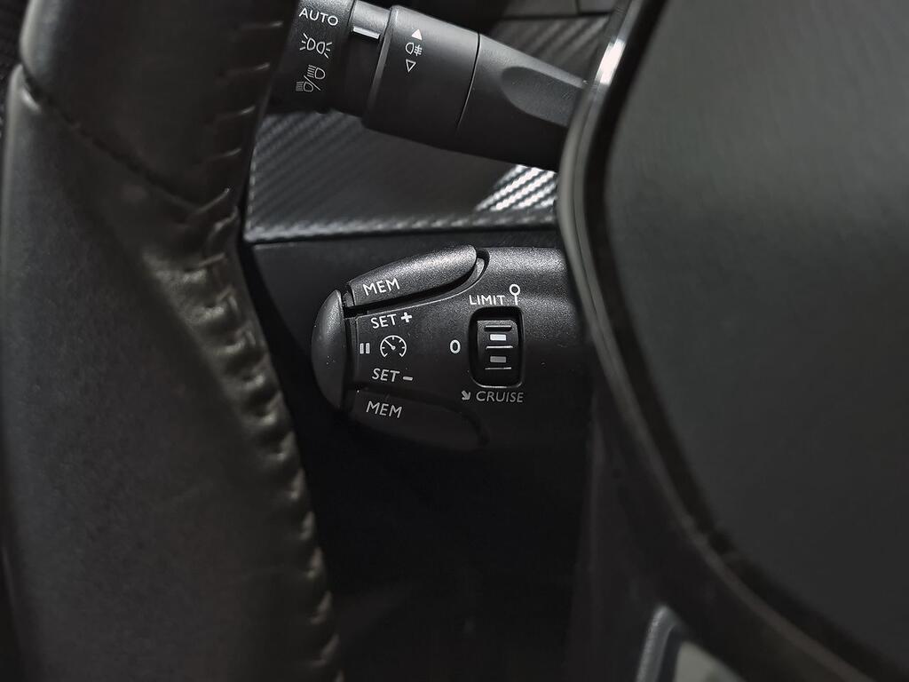 Peugeot 208 BlueHDi 73kW (100CV) Active 14