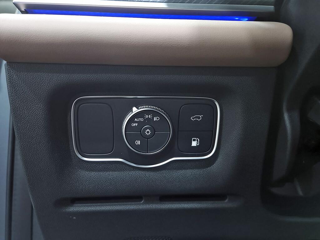 Ebro S900 PHEV 1.5 TGDI 3DHT 4X4 Luxury 15