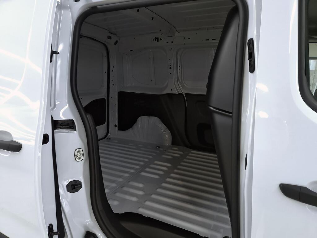 Fiat Doblò FURGON SERIE3 EASY PRO 1.5 BLUEHDI 75KW 650KG L1 100CV 3P 9