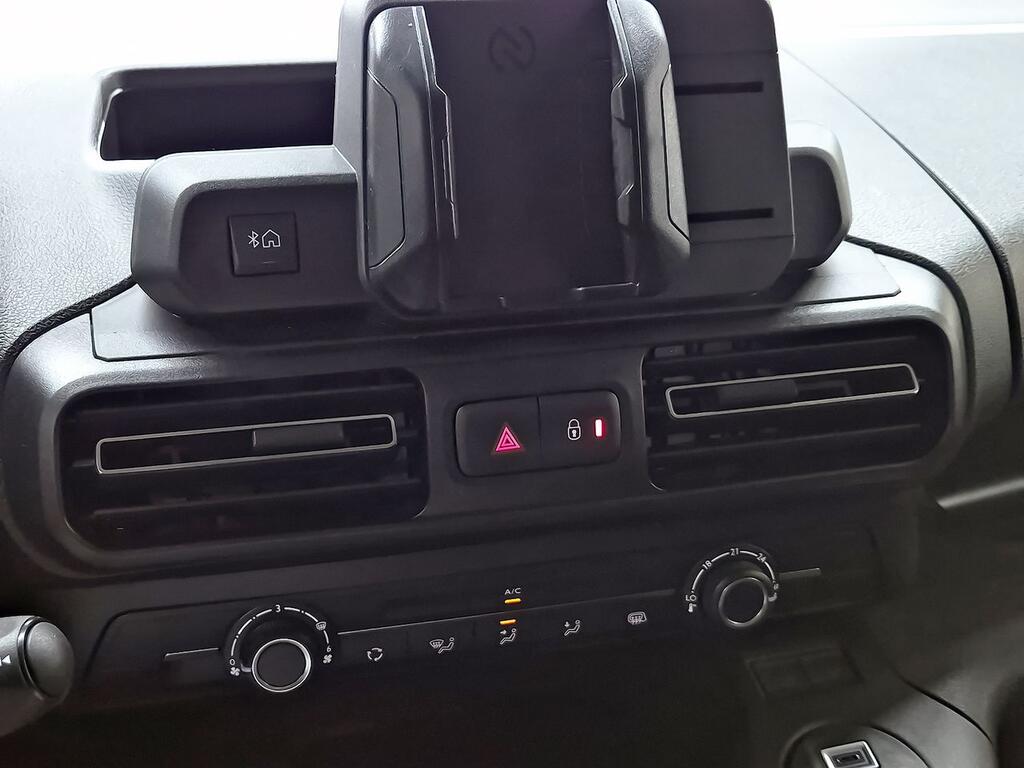 Fiat Doblò FURGON SERIE3 EASY PRO 1.5 BLUEHDI 75KW 650KG L1 100CV 3P 21