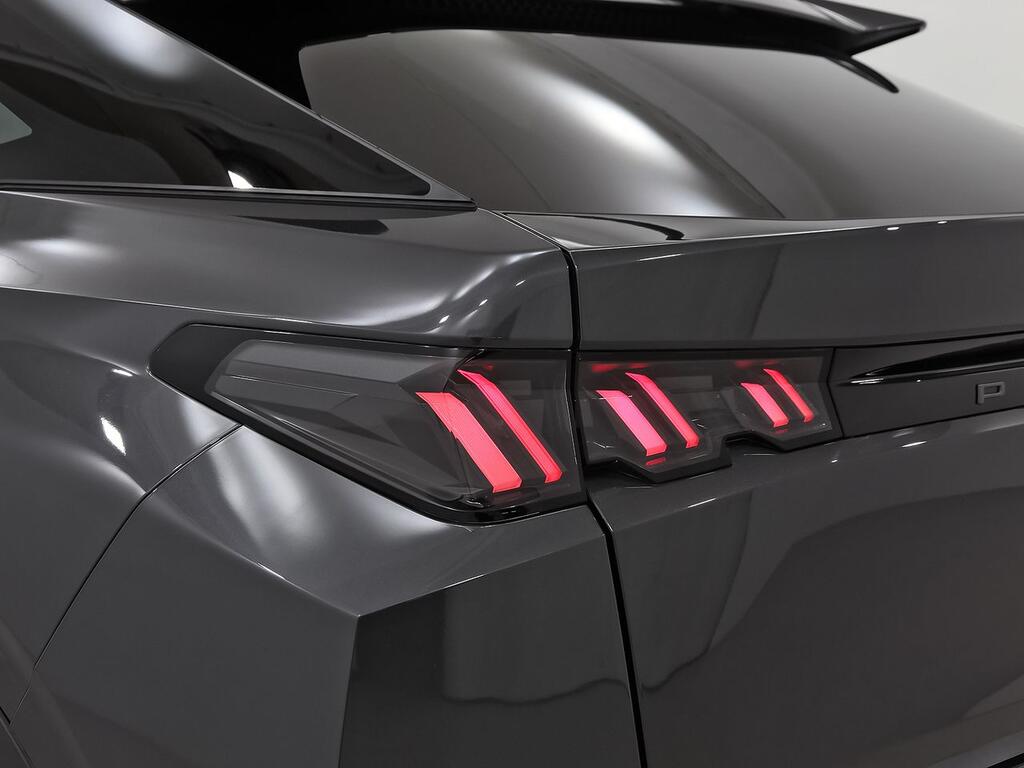 Peugeot 3008 Hybrid 1.2 100KW Allure eDCS6 37