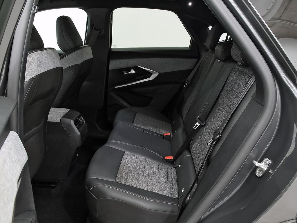 Peugeot 3008 Hybrid 1.2 100KW Allure eDCS6 9