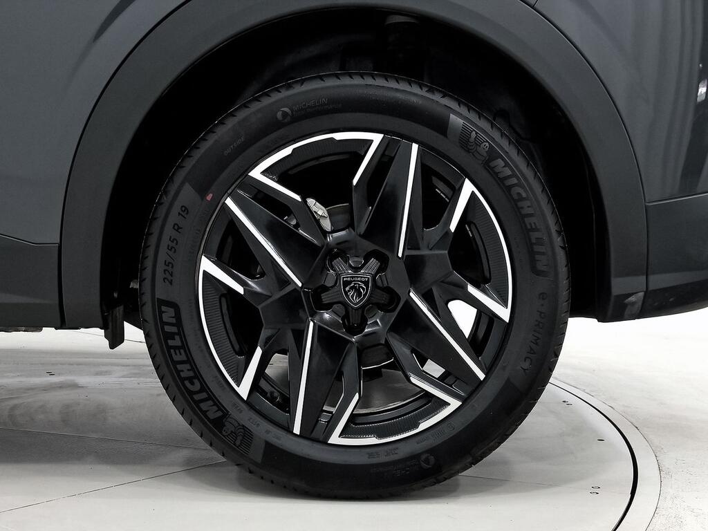 Peugeot 3008 Hybrid 1.2 100KW Allure eDCS6 11