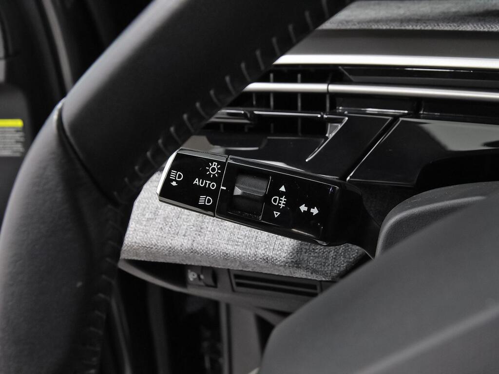 Peugeot 3008 Hybrid 1.2 100KW Allure eDCS6 16