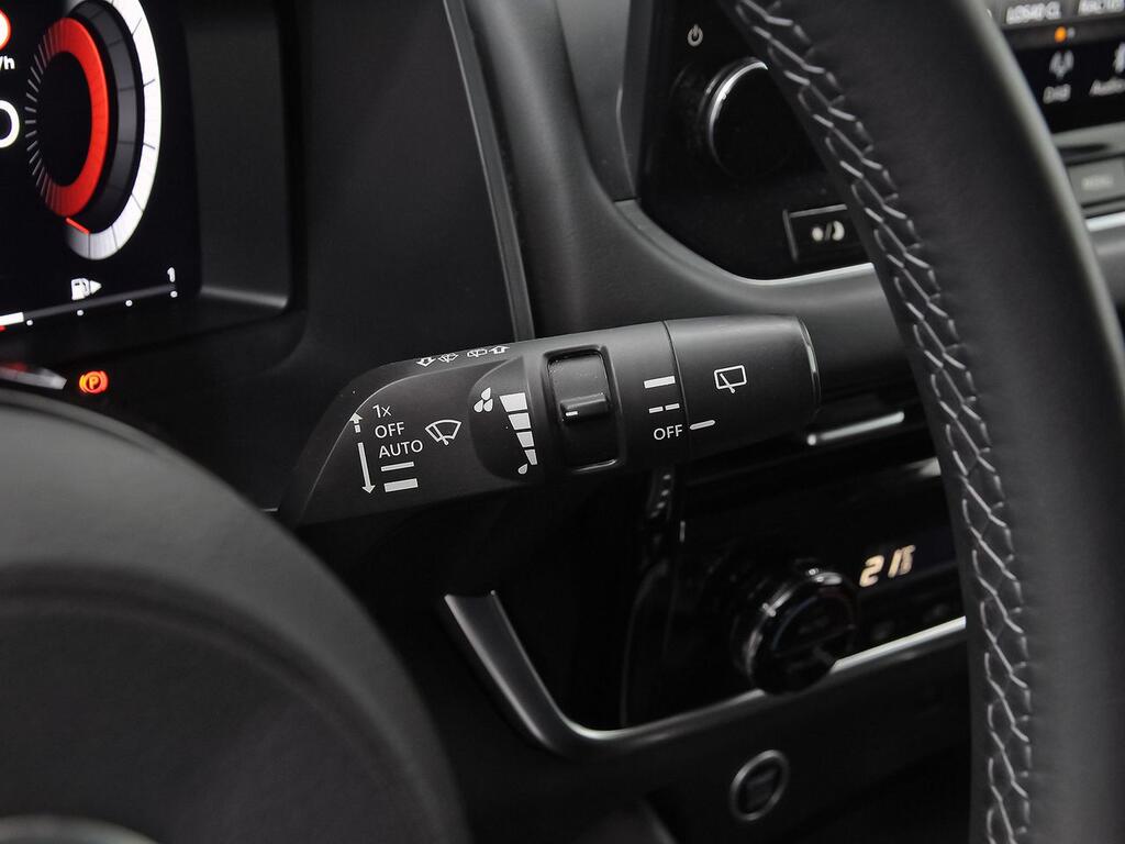 Nissan Qashqai DIG-T 103kW N-Connecta 16