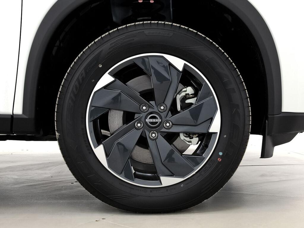 Nissan X-Trail 5pl 1.5 e-4ORCE 158kW 4x4 A/T Acenta 10