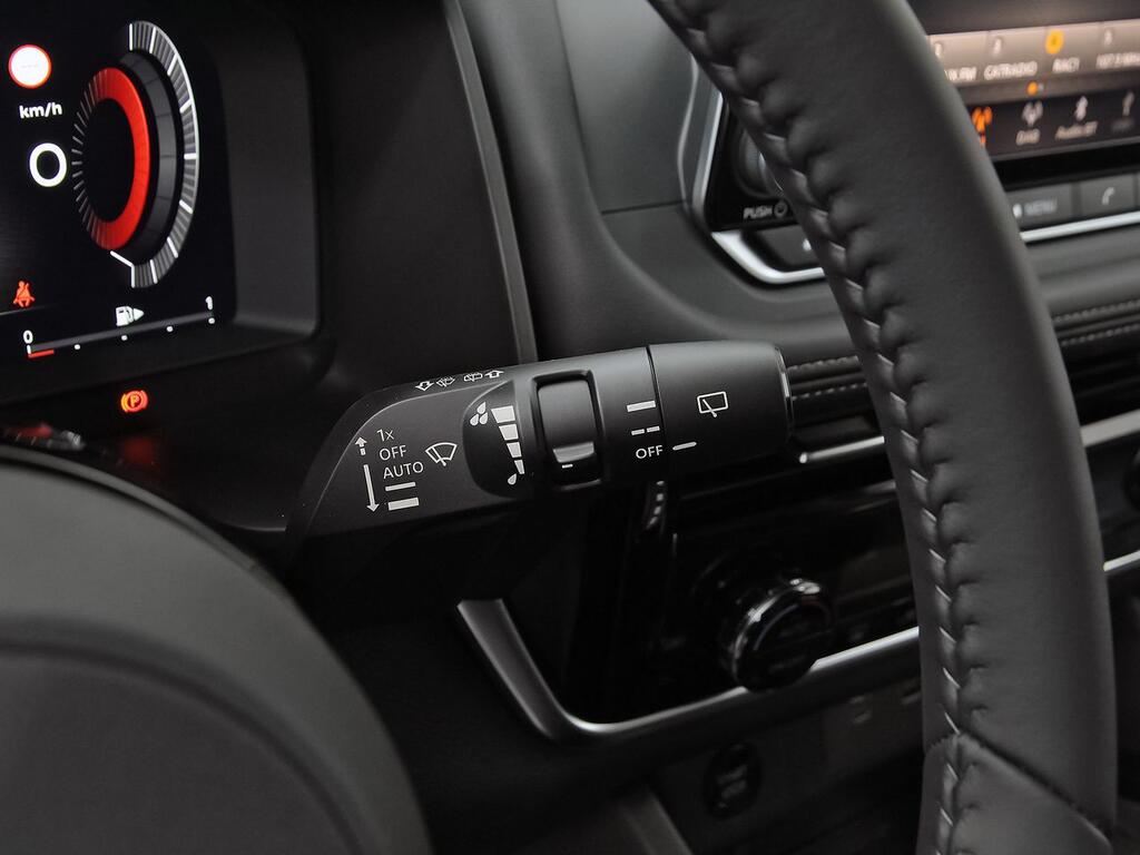 Nissan X-Trail 5pl 1.5 e-4ORCE 158kW 4x4 A/T Acenta 16