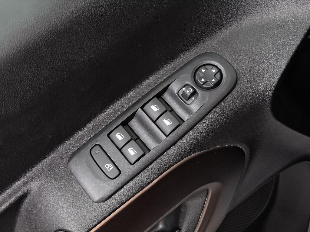 Peugeot Rifter 1.5 BLUEHDI 100 GT BUSINESS STANDARD 5P (TECHO SOLAR) 12