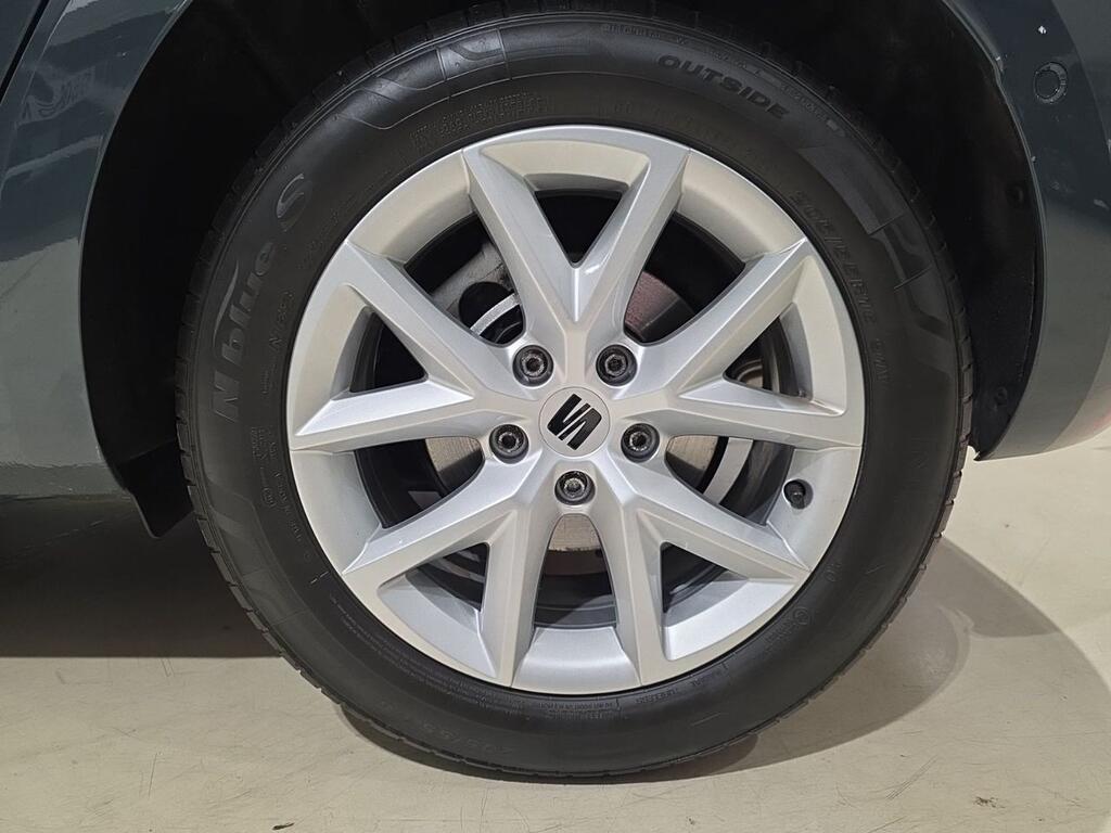 Seat Leon 1.5 TSI 85kW S&S Style 25 Aniversario 8