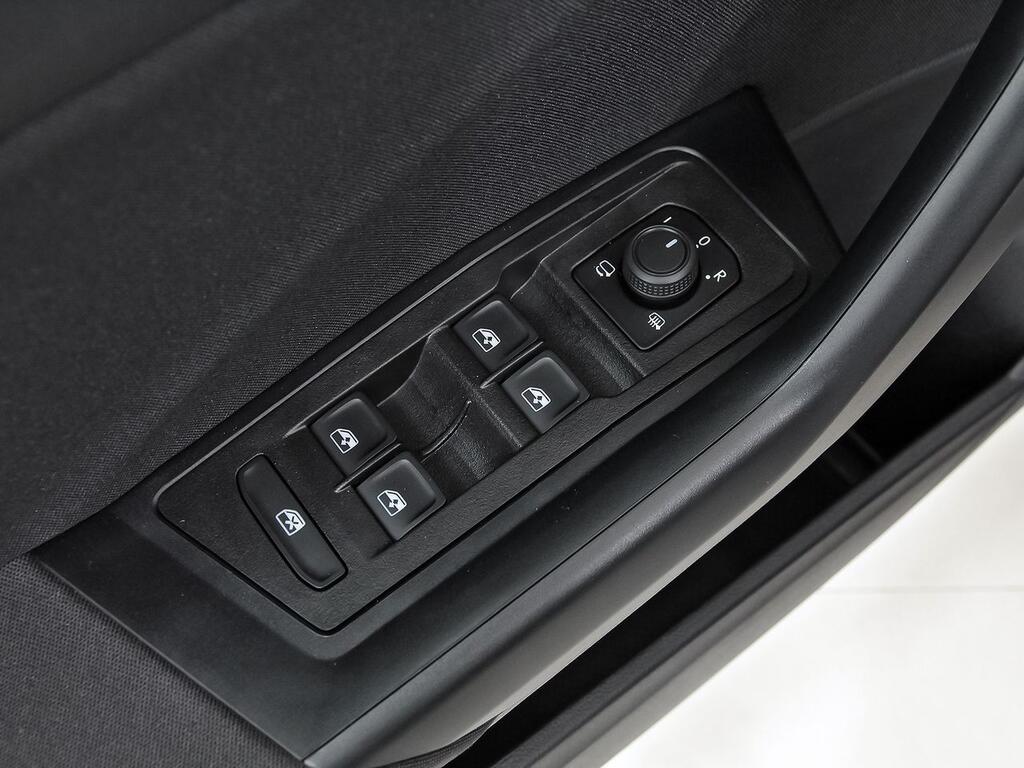 Volkswagen T-Roc ″Más″ 1.0 TSI 85kW (115CV) 12