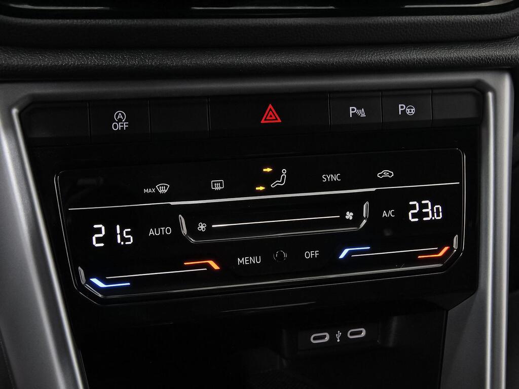 Volkswagen T-Roc ″Más″ 1.0 TSI 85kW (115CV) 28