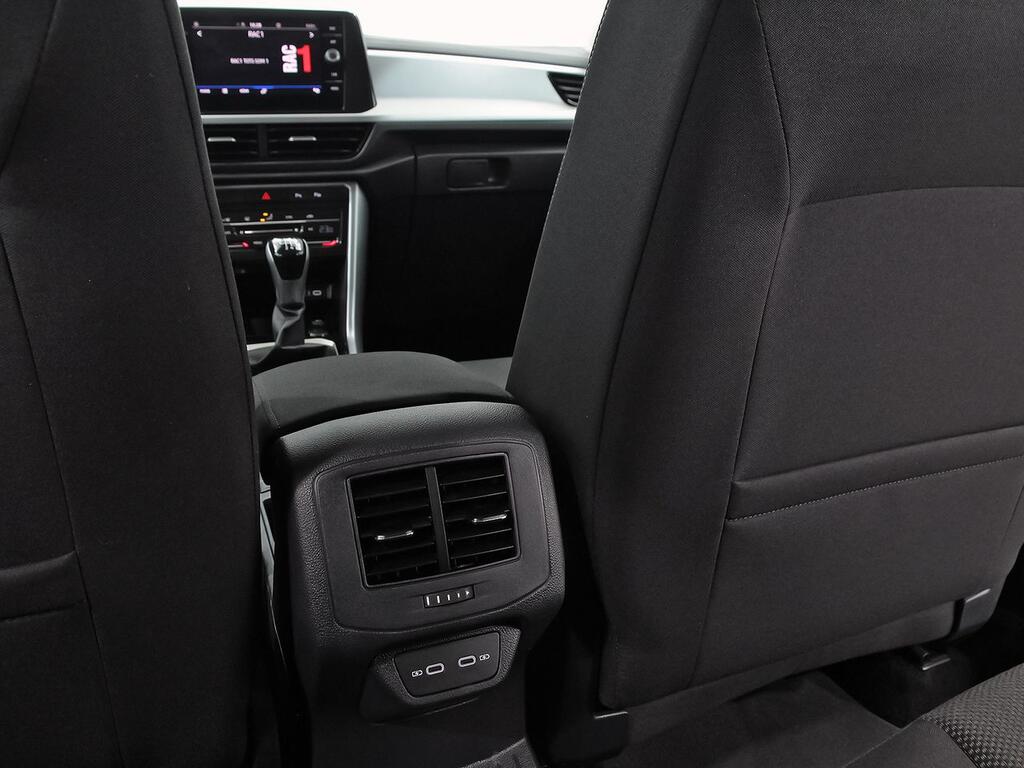 Volkswagen T-Roc ″Más″ 1.0 TSI 85kW (115CV) 32