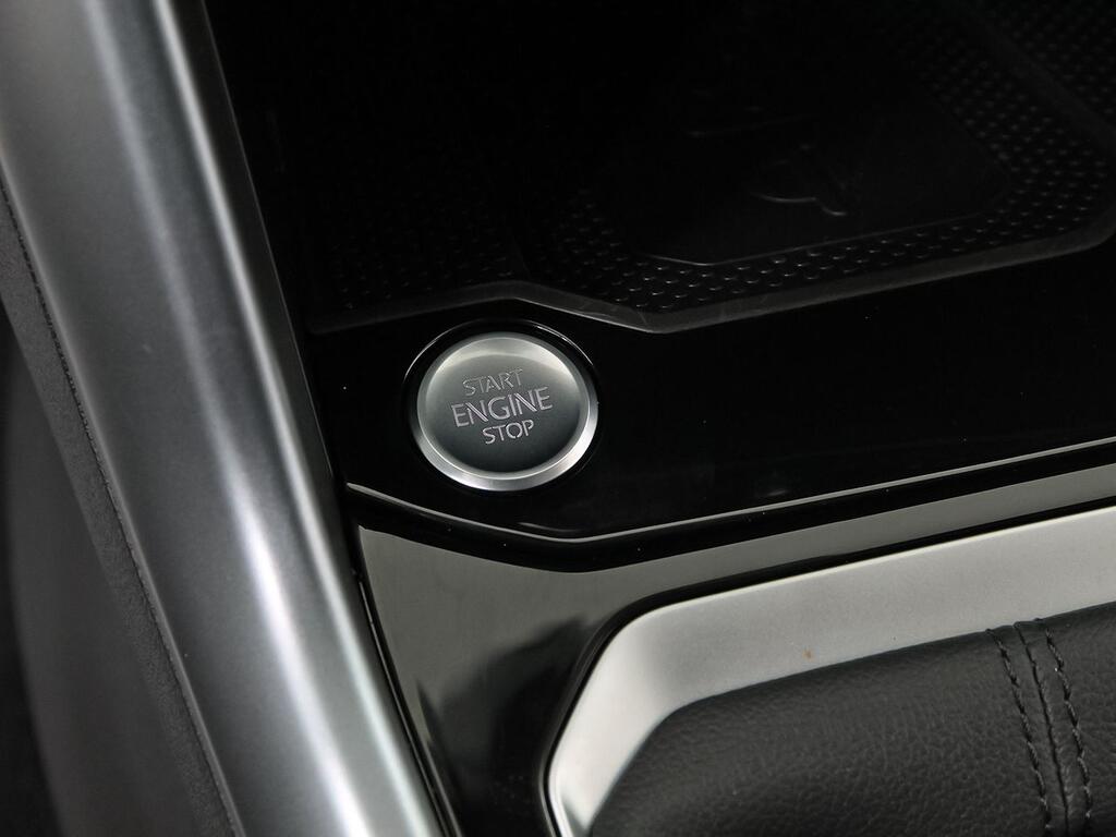 Volkswagen T-Roc ″Más″ 1.0 TSI 85kW (115CV) 29