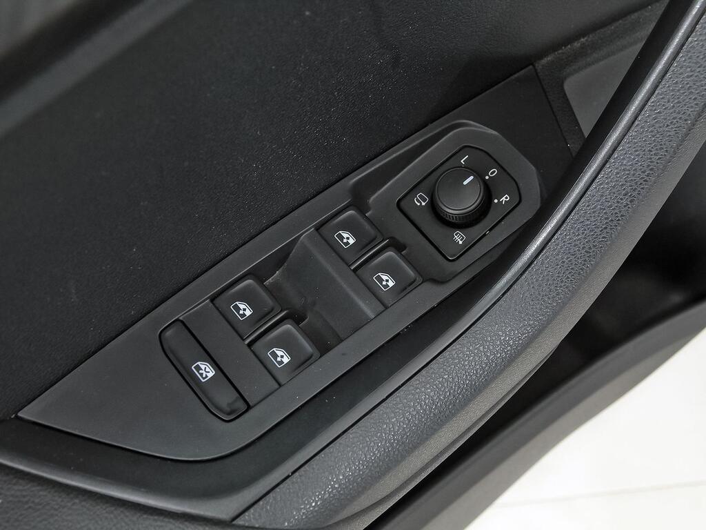 Skoda Karoq 1.5 TSI 110kW (150CV) DSG ACT Sportline 10