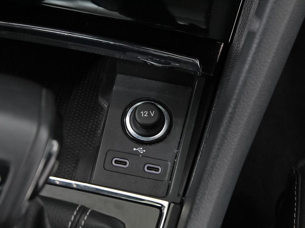 Skoda Karoq 1.5 TSI 110kW (150CV) DSG ACT Sportline 29