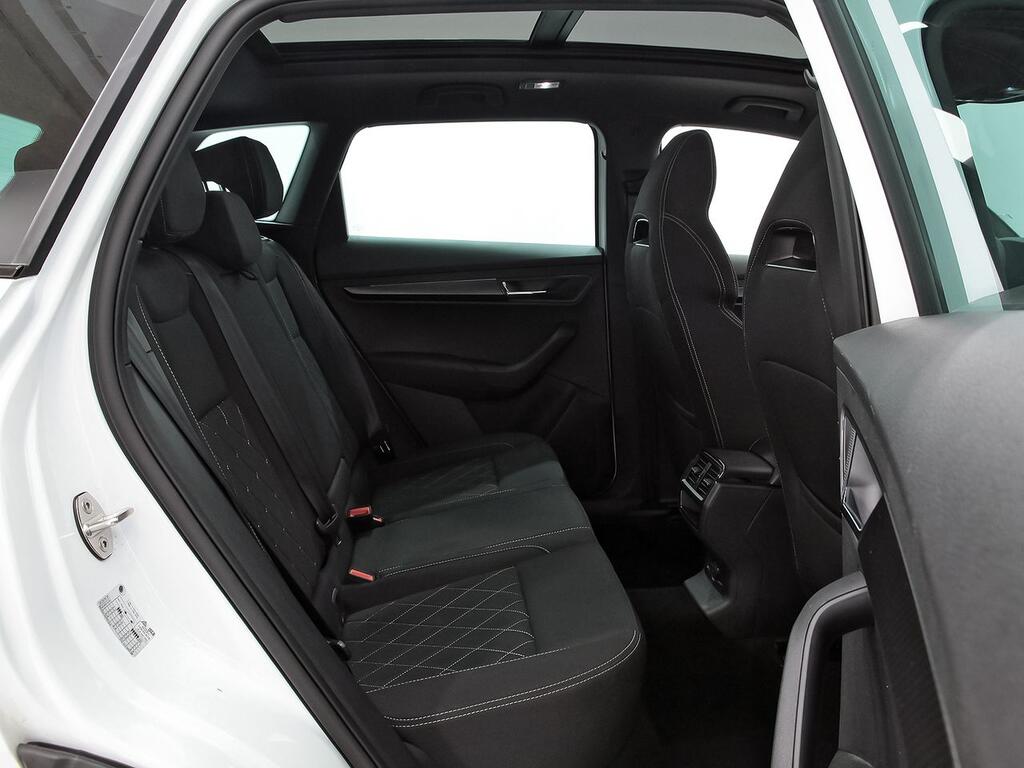 Skoda Karoq 1.5 TSI 110kW (150CV) DSG ACT Sportline 6