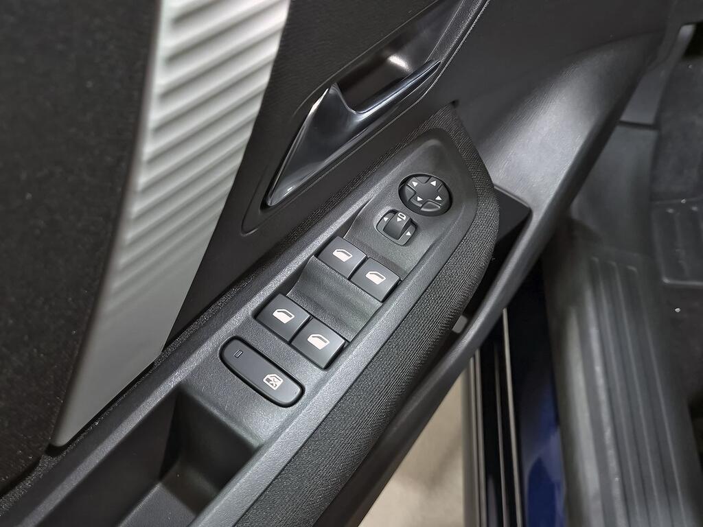 Citroën C4 Hybrid 145 ë-DCS6 Plus 12