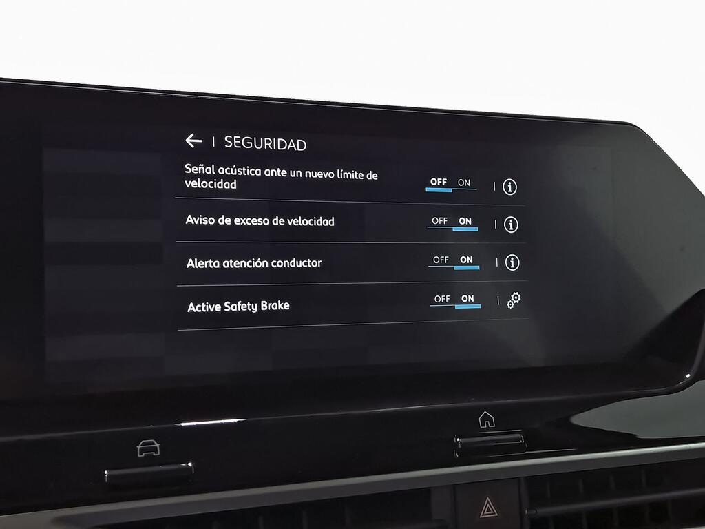 Citroën C4 Hybrid 145 ë-DCS6 Plus 23