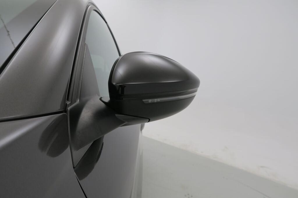 Peugeot 208 PureTech 96kW (130CV) EAT8 GT Line 22