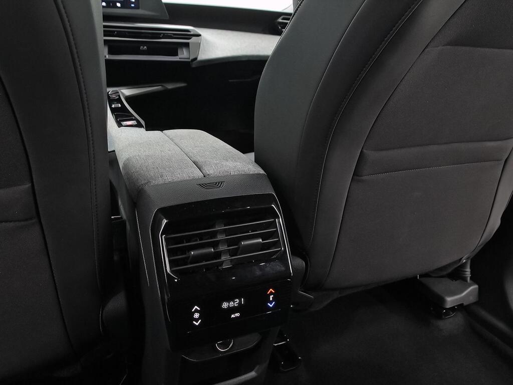 Peugeot 5008 1.2 107KW Allure eDCS6 35