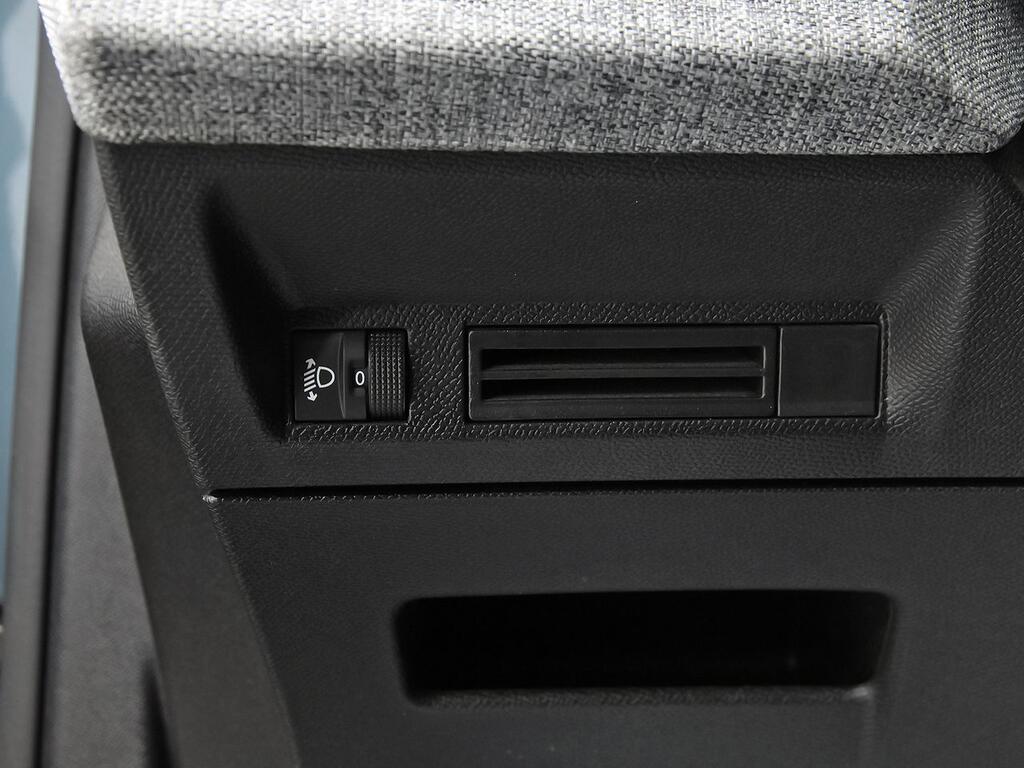 Peugeot 5008 1.2 107KW Allure eDCS6 15