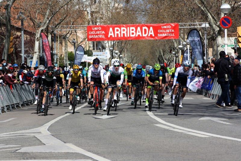 Maas patrocinador de la Unió Ciclista Sabadell Maas patrocinador de la Unió Ciclista Sabadell