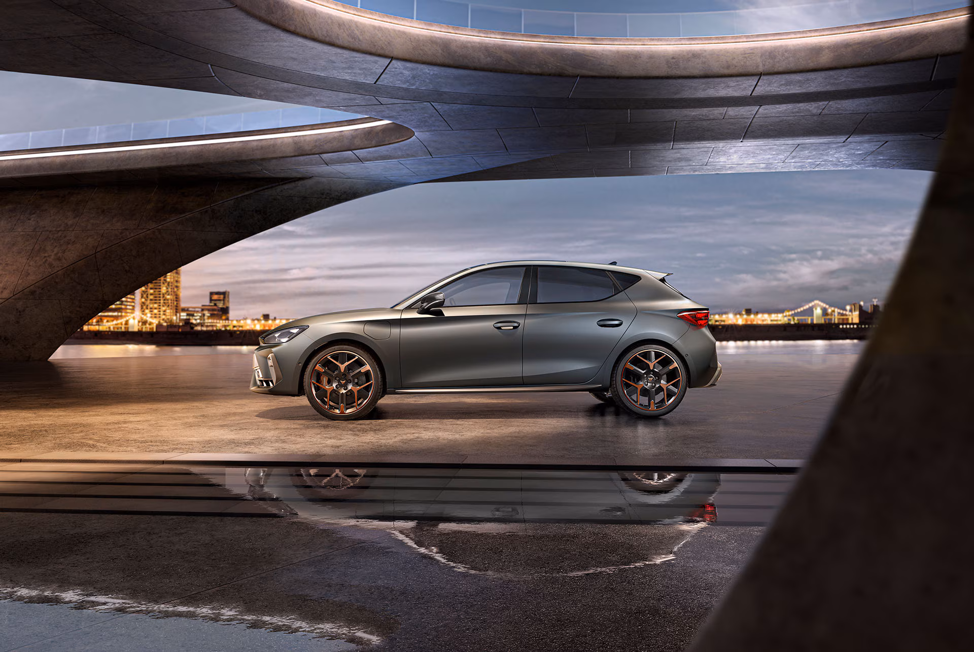 Cupra León exterior