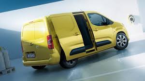 Opel Combo Cargo exterior