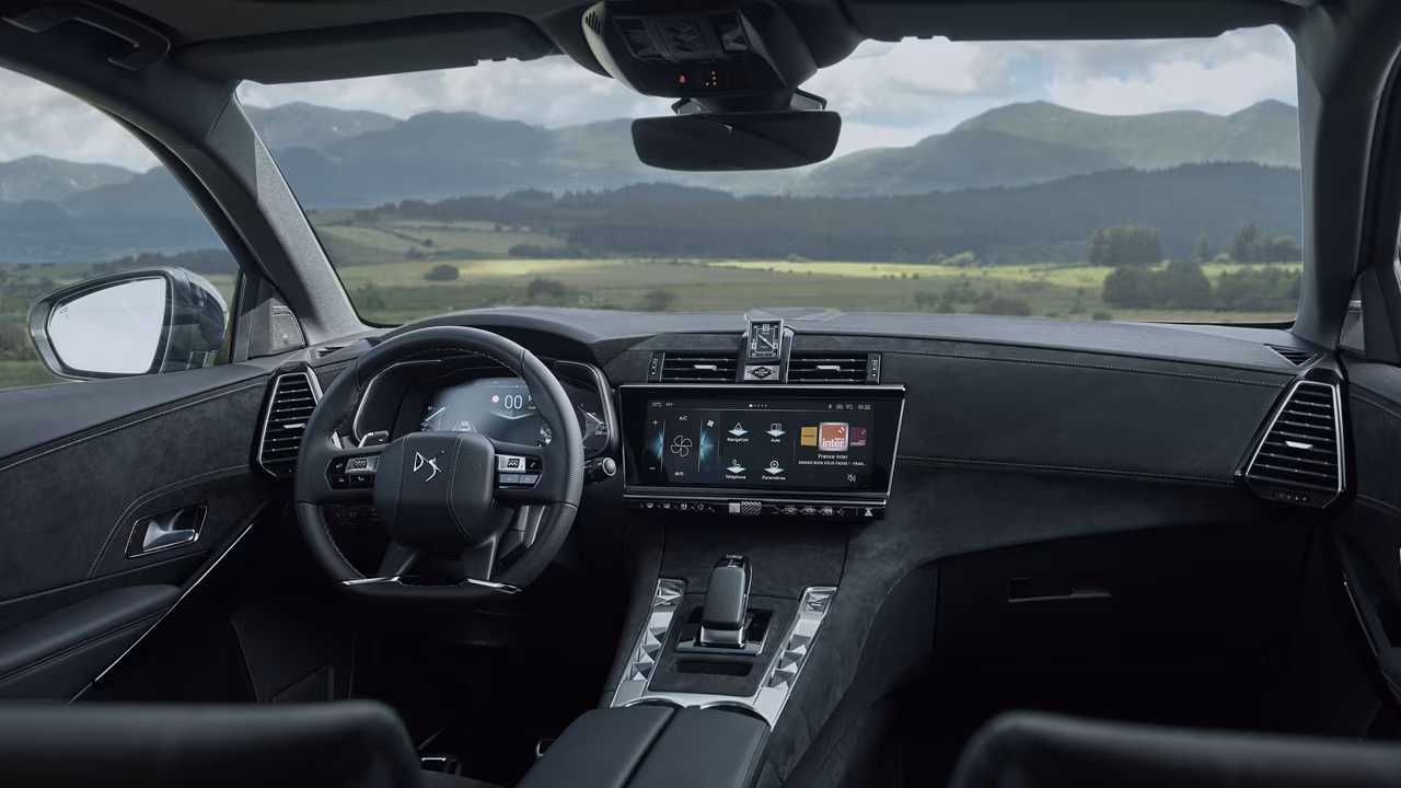 DS DS 7 interior