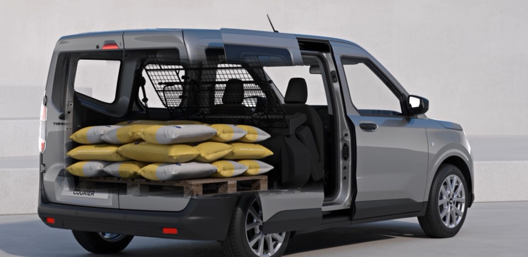 Ford Transit Courier interior
