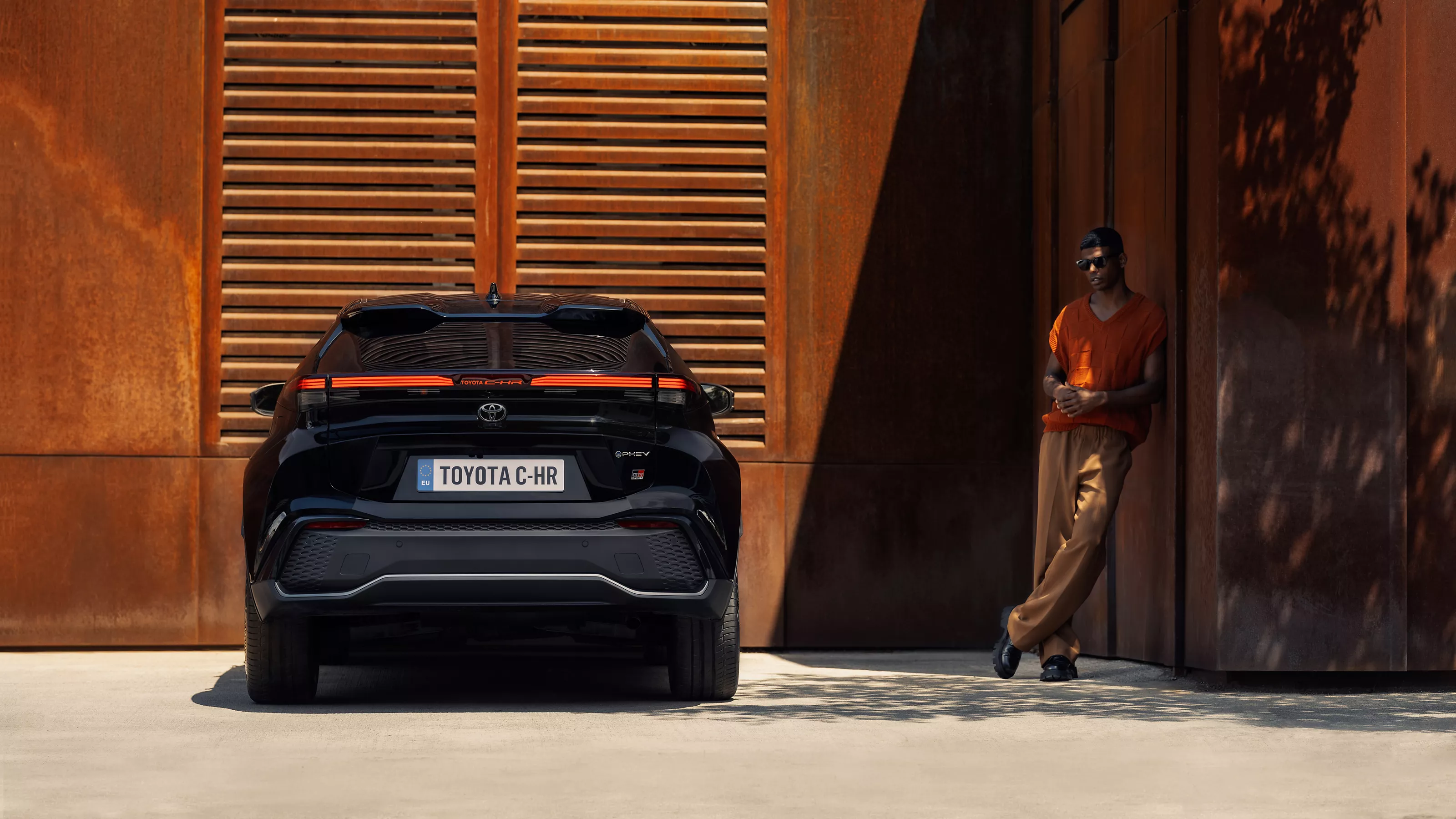 Toyota C-HR exterior